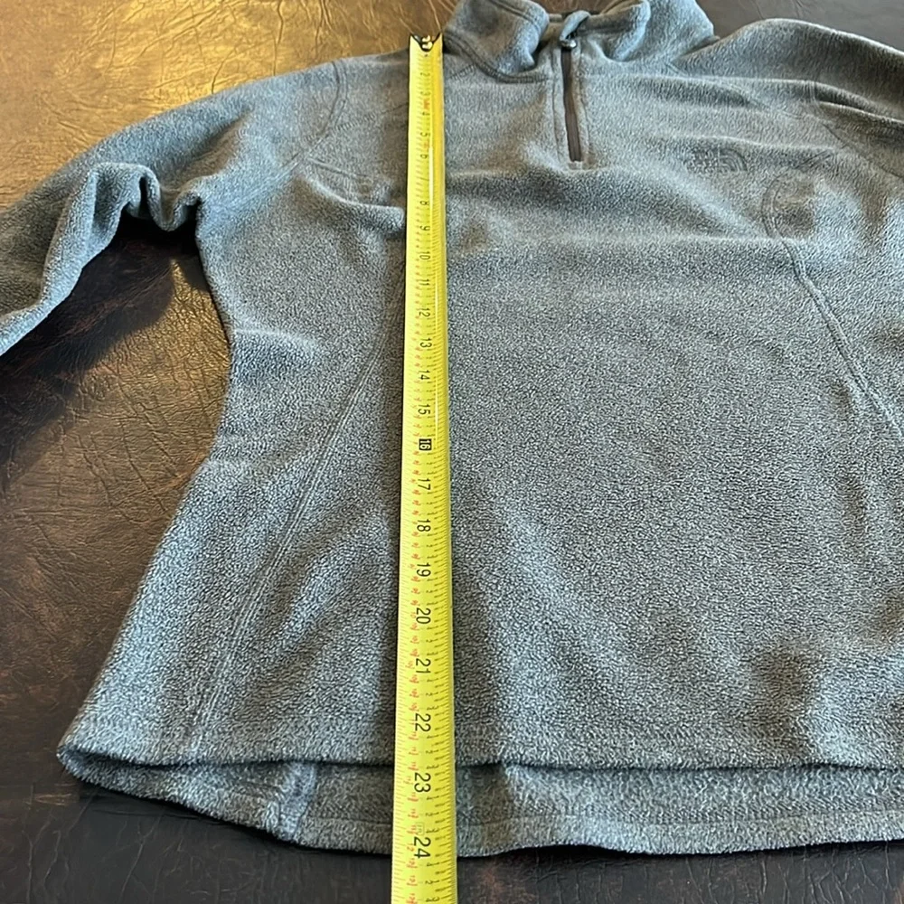 The North Face 1/4 zip Polartec Fleece - Picture 5 of 6